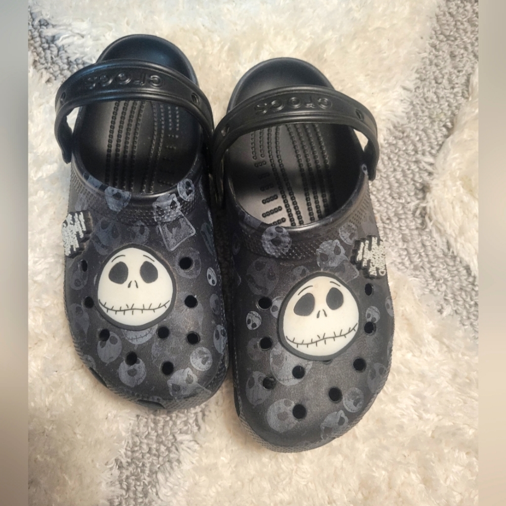 Crocs Clogs - Glow In The Dark: The Nightmare Before Christmas